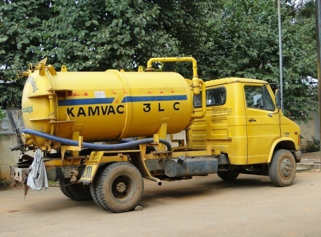 Đơn vị rút hầm cầu quận 2 thực hiện quy trình chuyên nghiệp